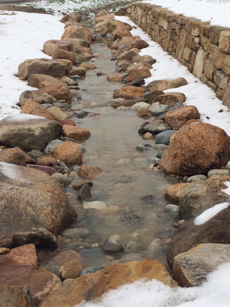 Boulder Creek Bed Brecken Wall